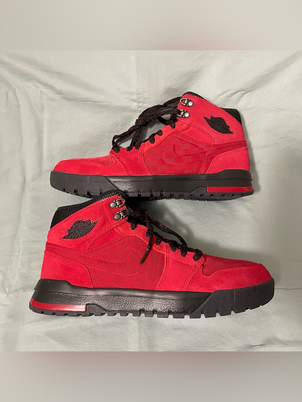Jordan 1 Trek Gym Red - Picture 3 of 8